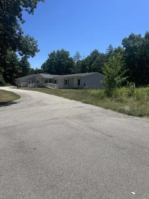 Other - 4932 E Polk St, White Cloud, MI 49349 photo 2 of 7