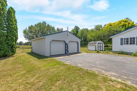Exterior - 3839 Belding Rd, Belding, MI 48809 photo 8 of 8