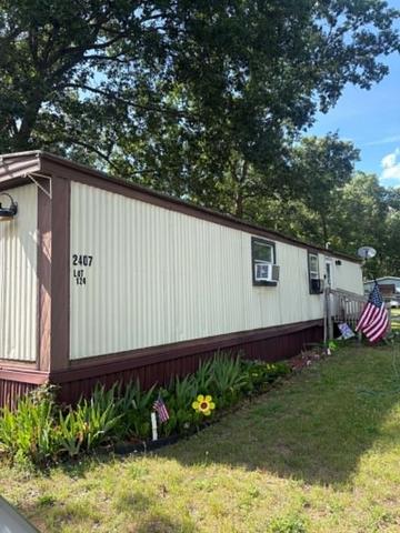 2407 Maple Rd, Twin Lake, MI 49457