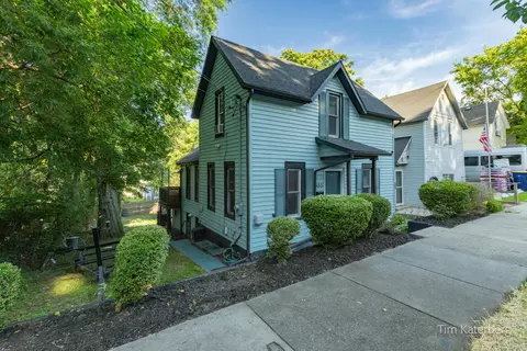 853 Prospect Ave NE, Grand Rapids, MI 49503