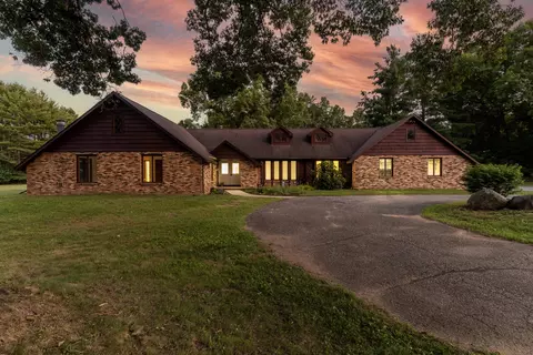 5727 W Q Ave, Kalamazoo, MI 49009