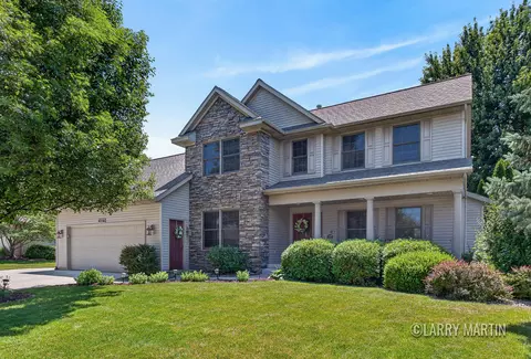4256 Del Mar Dr SW, Grandville, MI 49418