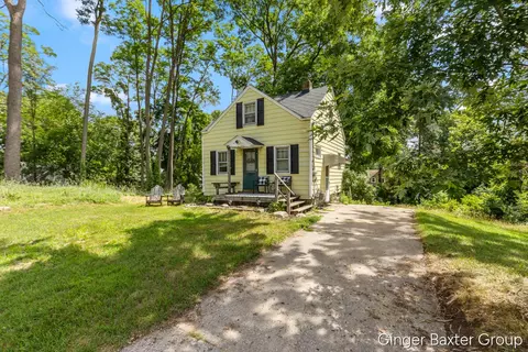 2600 Day Ave NW, Grand Rapids, MI 49544