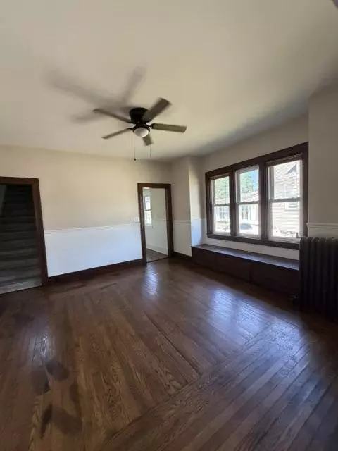 Living - 3194 Main St, Marlette, MI 48453 photo 4 of 7