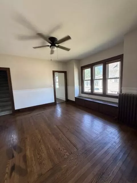 Living - 3194 Main St, Marlette, MI 48453 photo 5 of 7