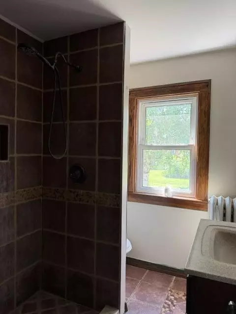 Bath - 3194 Main St, Marlette, MI 48453 photo 1 of 1