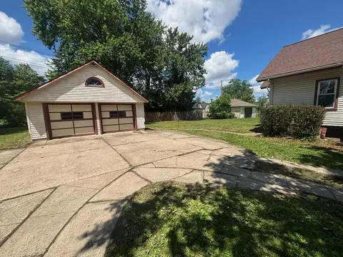 Exterior - 3194 Main St, Marlette, MI 48453 photo 3 of 11