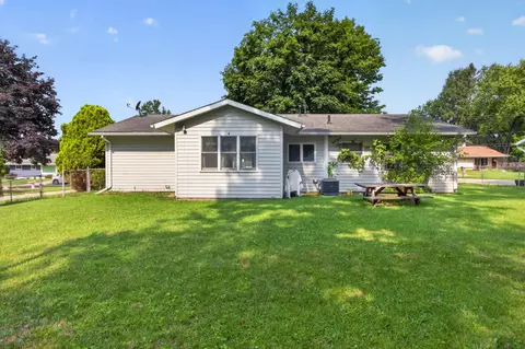 Exterior - 3439 Acacia Blvd, Jackson, MI 49203 photo 2 of 8