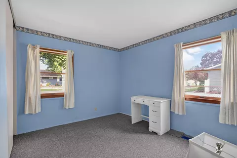 Bedroom - 3439 Acacia Blvd, Jackson, MI 49203 photo 4 of 4