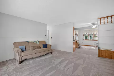 Living - 3439 Acacia Blvd, Jackson, MI 49203 photo 3 of 3