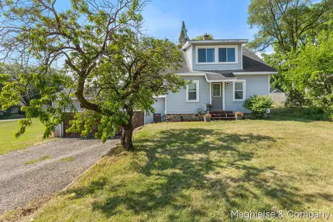 116 Washington St, Middleville, MI 49333