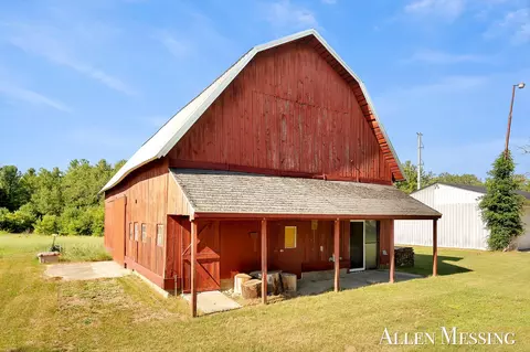 Exterior - 769 S Pine Ave, White Cloud, MI 49349 photo 7 of 10