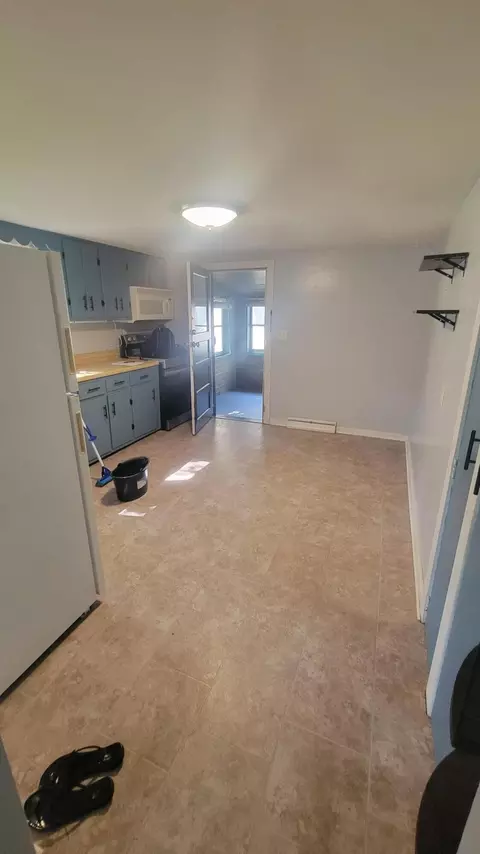 275 E Read St, Marcellus, MI 49067 photo 6