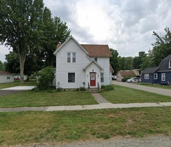 204 Lincoln St, Hopkins, MI 49328