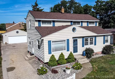 3551 Parkland Ave SW, Wyoming, MI 49509