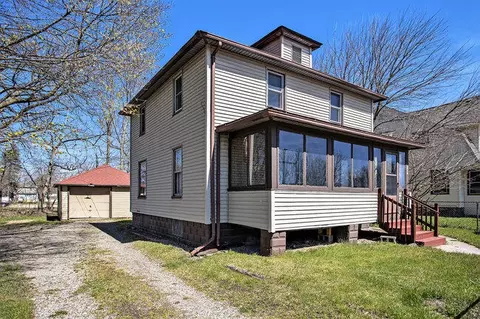 1717 Lay Blvd, Kalamazoo, MI 49001