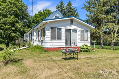 3703 N Cedar Lake Rd NE, Edmore, MI 48829 photo 10