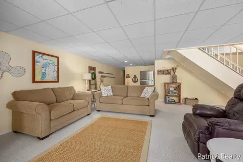 Living - 5683 E 92nd St, Newaygo, MI 49337 photo 6 of 6
