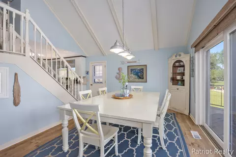 Dining - 5683 E 92nd St, Newaygo, MI 49337 photo 2 of 3