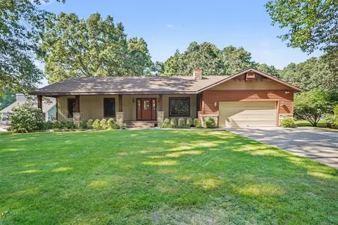 15843 Brucker St, Grand Haven, MI 49417