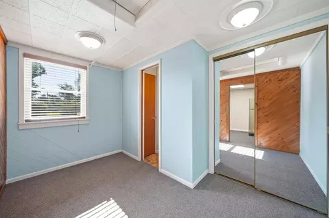 Bedroom - 5445 Sharon Dr, Jackson, MI 49203 photo 1 of 6