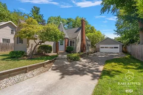 3254 Townsend Ave NE, Grand Rapids, MI 49525
