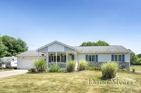 6826 Mccords Ave SE, Alto, MI 49302