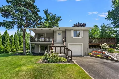 15004 Riley St, Holland, MI 49424