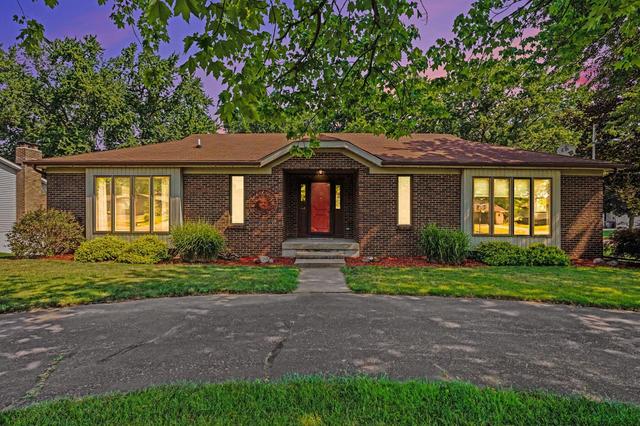 171 Sunnybrook Dr SW, Grandville, MI 49418