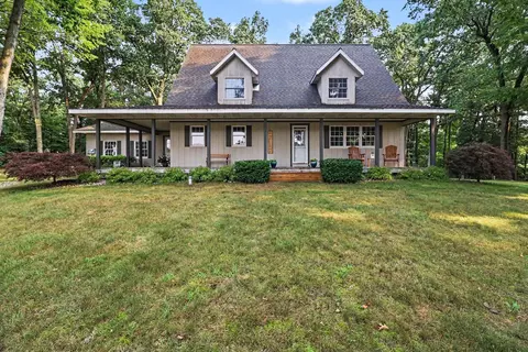 4300 Fruitvale Rd, Montague, MI 49437
