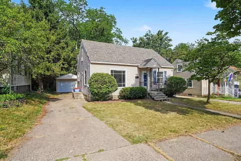 1531 Edward Ave SE, Grand Rapids, MI 49507
