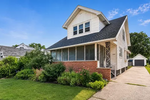 1444 Pine Ave NW, Grand Rapids, MI 49504