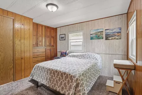 Bedroom - 13492 Riverside Dr, Constantine, MI 49042 photo 1 of 2