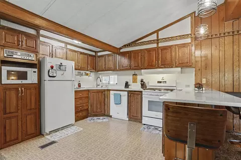 Kitchen - 13492 Riverside Dr, Constantine, MI 49042 photo 1 of 1