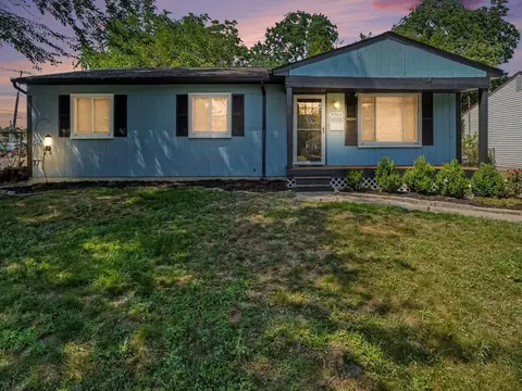35304 Fairchild St, Westland, MI 48186