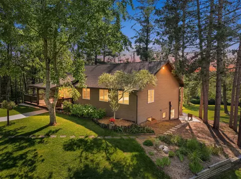 23581 210th Ave, Tustin, MI 49688