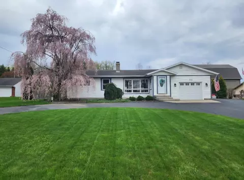 2122 Riley St, Hudsonville, MI 49426