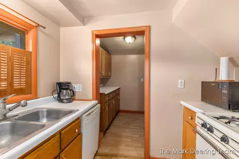 Kitchen - 522 Ionia St, Belding, MI 48809 photo 2 of 3