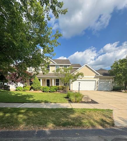 7653 Thornapple Club Dr SE, Ada, MI 49301