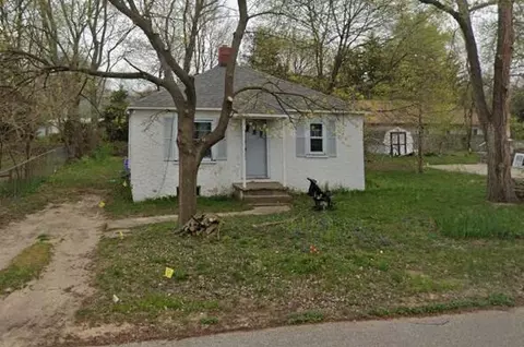 1114 Roosevelt Ct, Muskegon, MI 49441