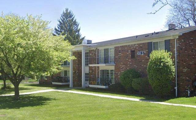 416 S Fox Hills Dr S #A-2, Bloomfield Hills, MI 48304