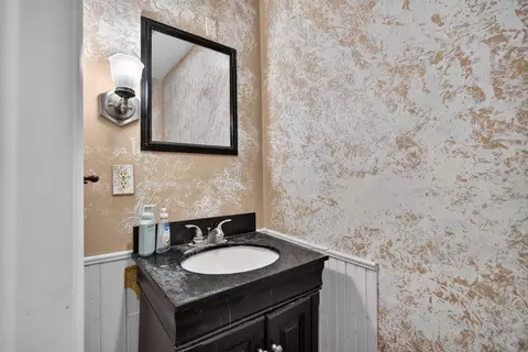 Bath - 2807 Mccain Rd, Jackson, MI 49203 photo 1 of 4