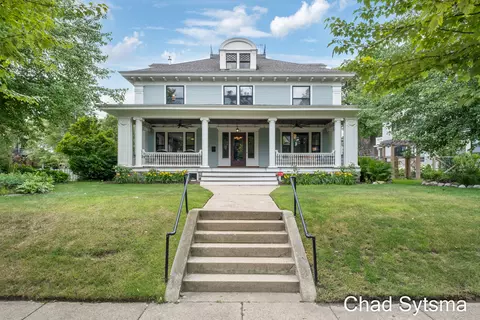 703 Madison Ave SE, Grand Rapids, MI 49503