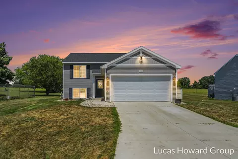 6791 Sydney St, Muir, MI 48860