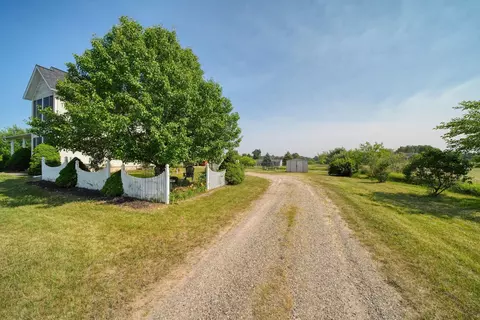 Exterior - 11329 Rosemary Ln, Munith, MI 49259 photo 10 of 26