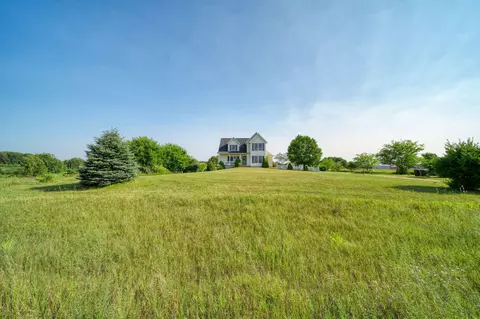 Exterior - 11329 Rosemary Ln, Munith, MI 49259 photo 7 of 26