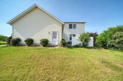 Exterior - 11329 Rosemary Ln, Munith, MI 49259 photo 17 of 26