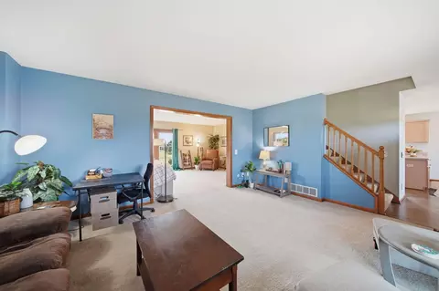 Living - 11329 Rosemary Ln, Munith, MI 49259 photo 1 of 3