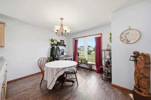 Dining - 11329 Rosemary Ln, Munith, MI 49259 photo 2 of 2