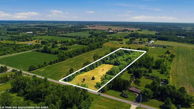 1876 W Rockey Weed Rd, Stevensville, MI 49127